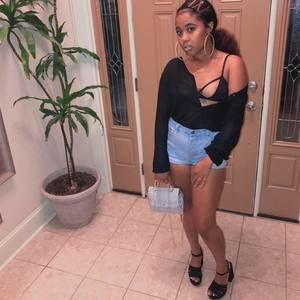 Meet your Posher, Erica